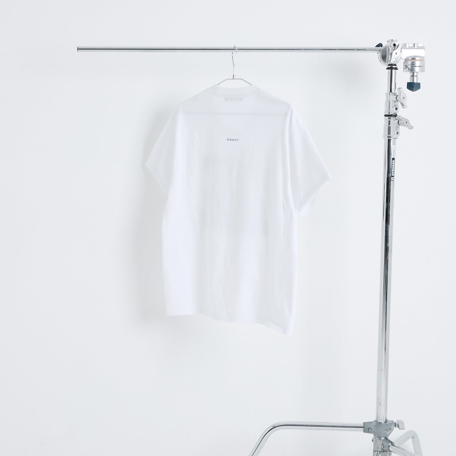 We are the “BE:ST” Artist Photo Tee – BMSG