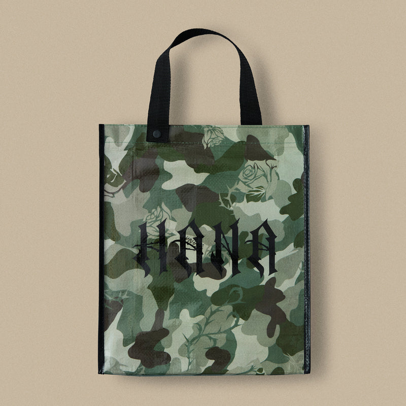 HANA Camo Picnic Mat【2026年9月10日(木)から順次発送予定】 – BMSG