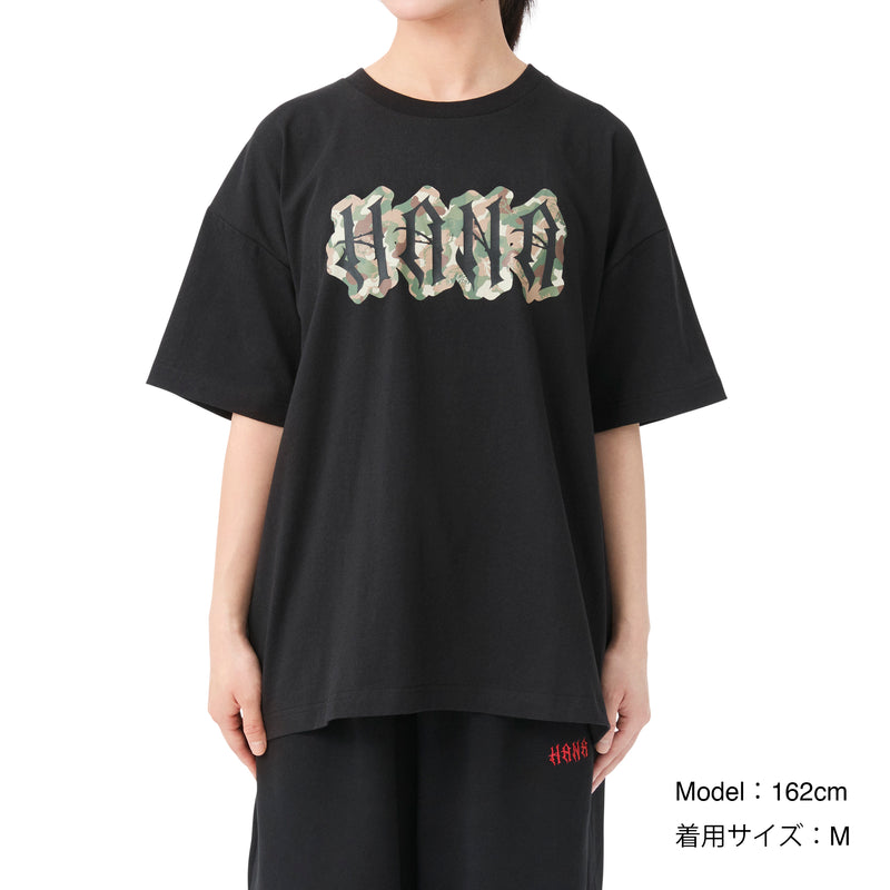 HANA Camo Big Tee【2026年9月10日(木)から順次発送予定】 – BMSG