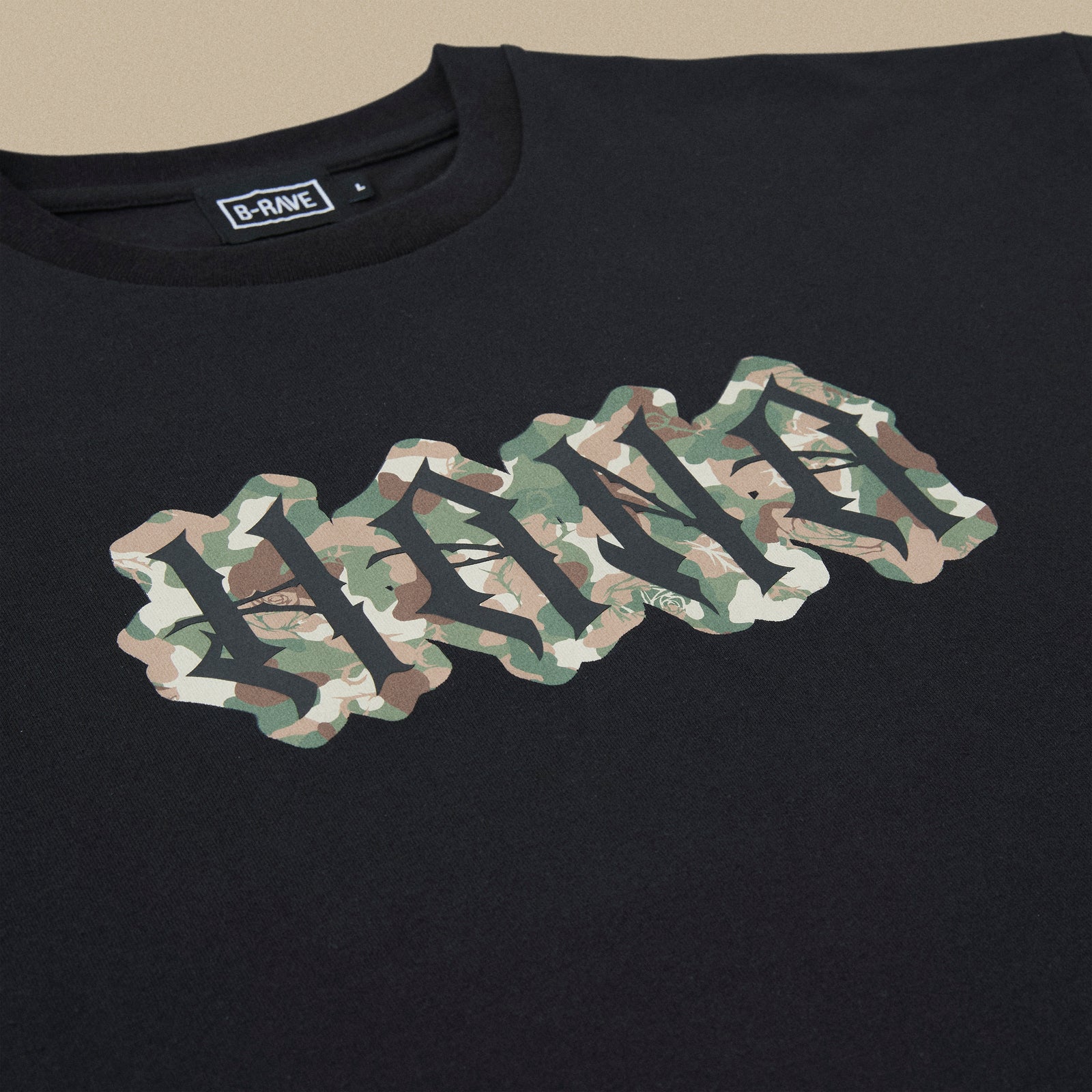 HANA Camo Big Tee【2026年9月10日(木)から順次発送予定】 – BMSG