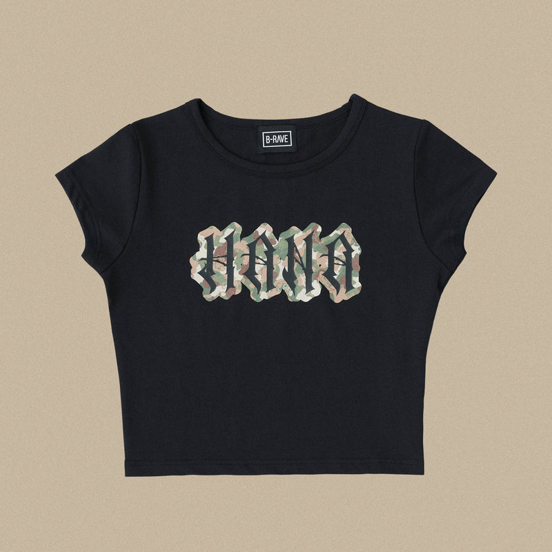 HANA ロゴtシャツB-RAVE HANAロゴ Tシャツ Lサイズ HANA Camo Baby Tee【2026年9月10日(木)から順次発送予定】 – BMSG