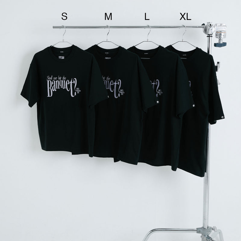Shall we hit the Banquet?] Tシャツ BLACK – BMSG