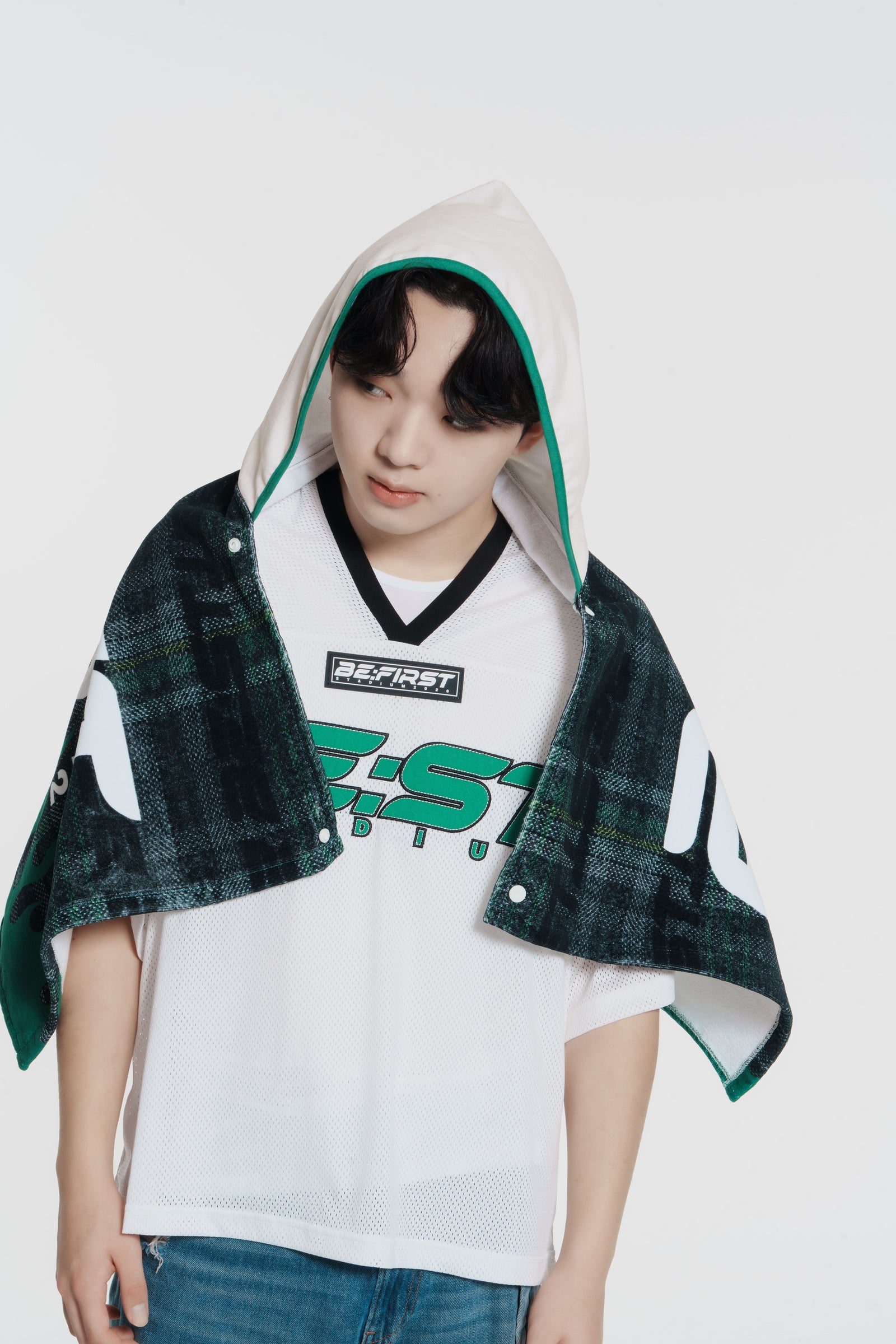 We are the “BE:ST” フード付きタオル【2026年4月下旬から順次発送予定