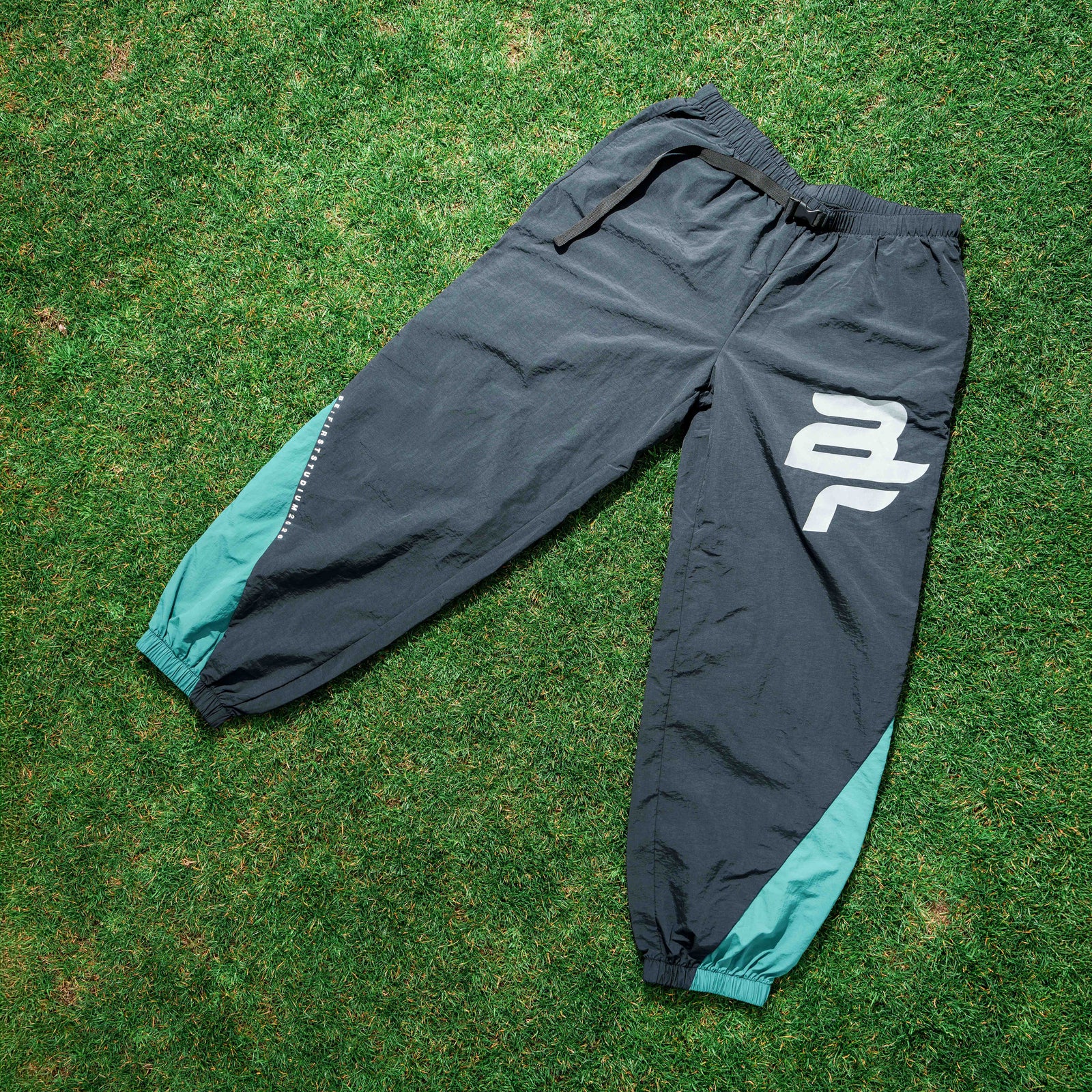 We are the “BE:ST” ナイロンパンツ【2026年4月下旬から順次発送予定