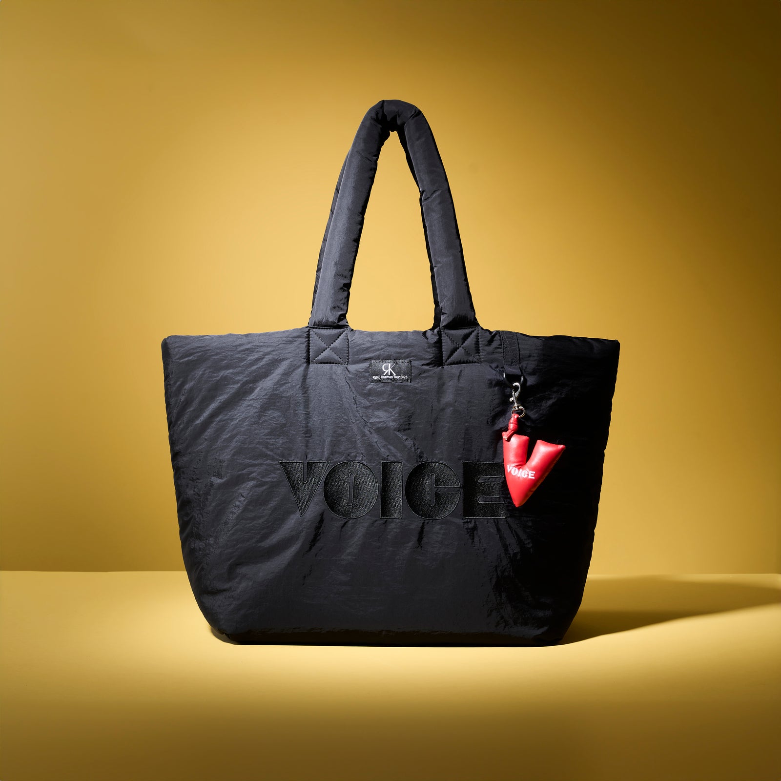 VOICE Padded Tote【2026年5月19日(火)より順次発送予定】 – BMSG