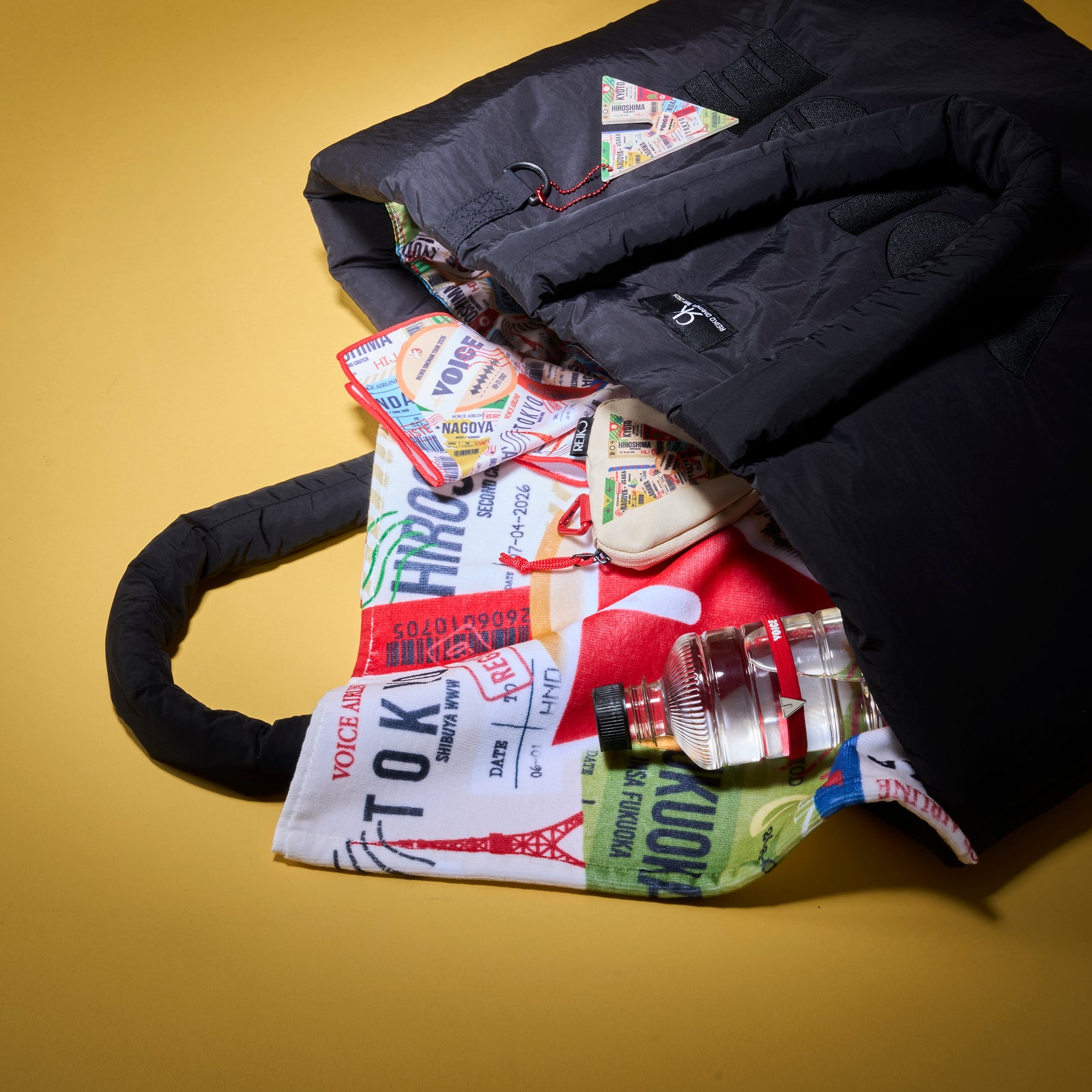VOICE Padded Tote【2026年5月19日(火)より順次発送予定】 – BMSG